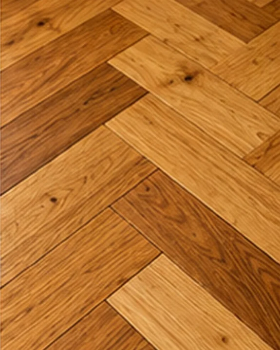 Parquet en espiga pulido y plastificado, después de la restauración